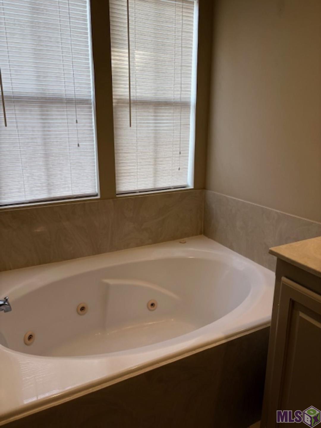 9004 Boone Avenue Baton Rouge, LA 70810 - Photo 9 of 13