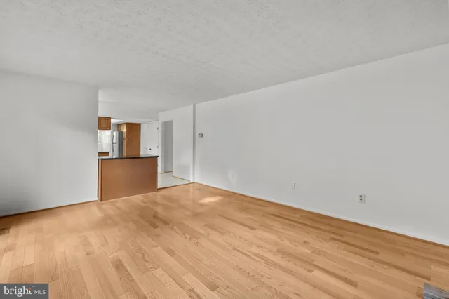 a view of small space with empty racks