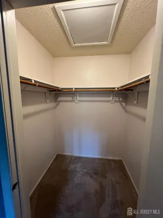 $320,000 | 285 Hampshire Court, Piscataway, NJ 08854