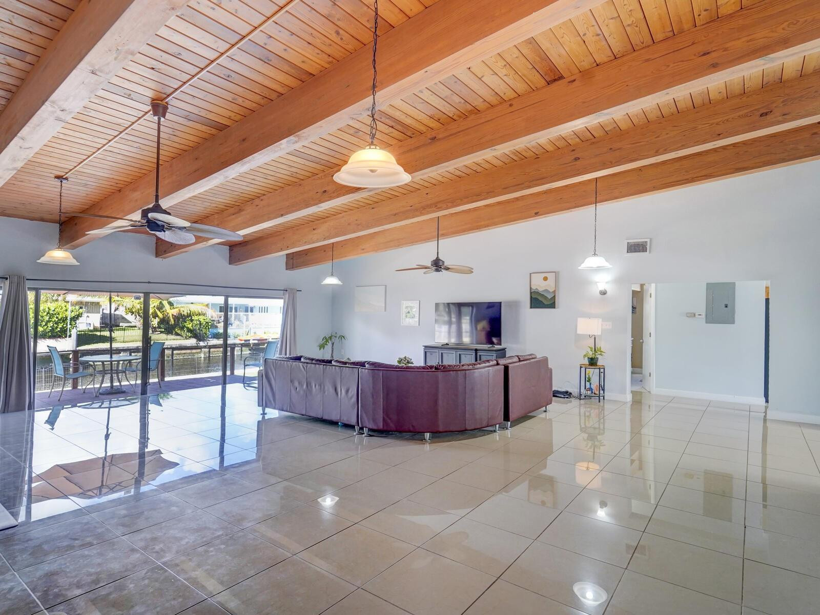 1621 Southwest 3rd Avenue Pompano Beach, FL 33060 - Photo 6 of 20 Photo 6