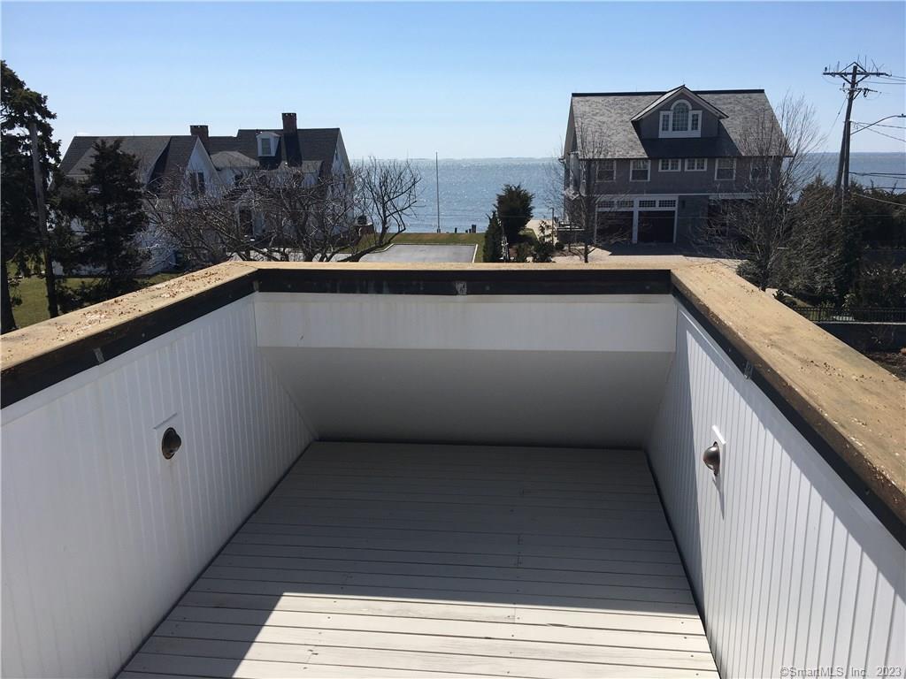 33 Ridgewood Avenue Madison, CT 06443 - Photo 34 of 37 Third floor balcony