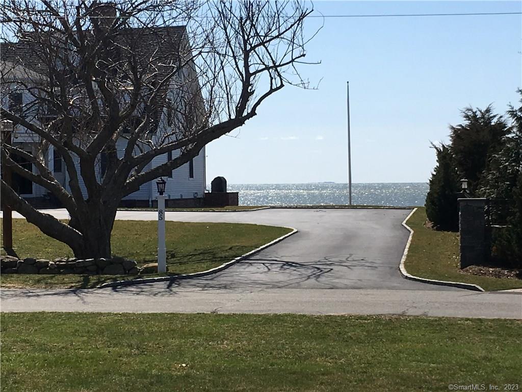 33 Ridgewood Avenue Madison, CT 06443 - Photo 5 of 37