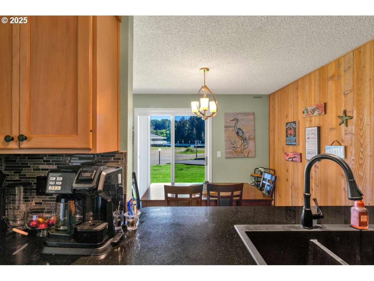 1080 Bay Street, Unit 19 Florence, OR 97439 - Photo 14 of 36