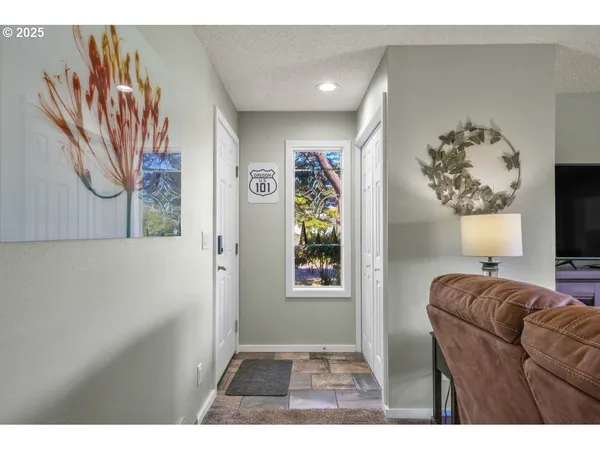 $424,900 | 1080 Bay Street, Unit 19, Florence, OR 97439