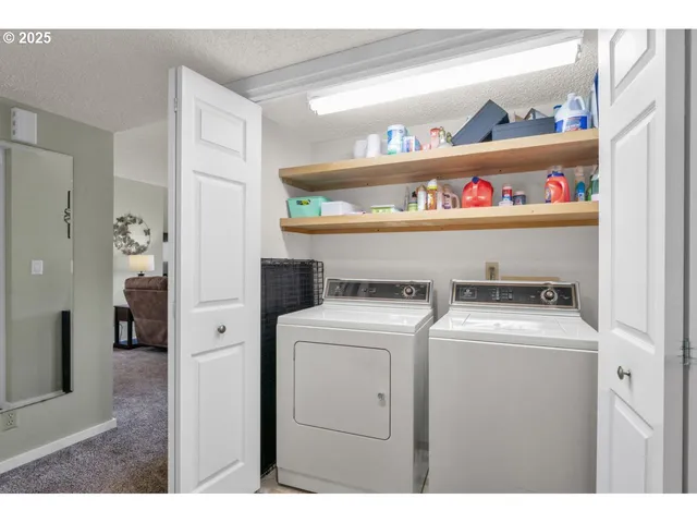 $439,000 | 1080 Bay Street, Unit 19, Florence, OR 97439