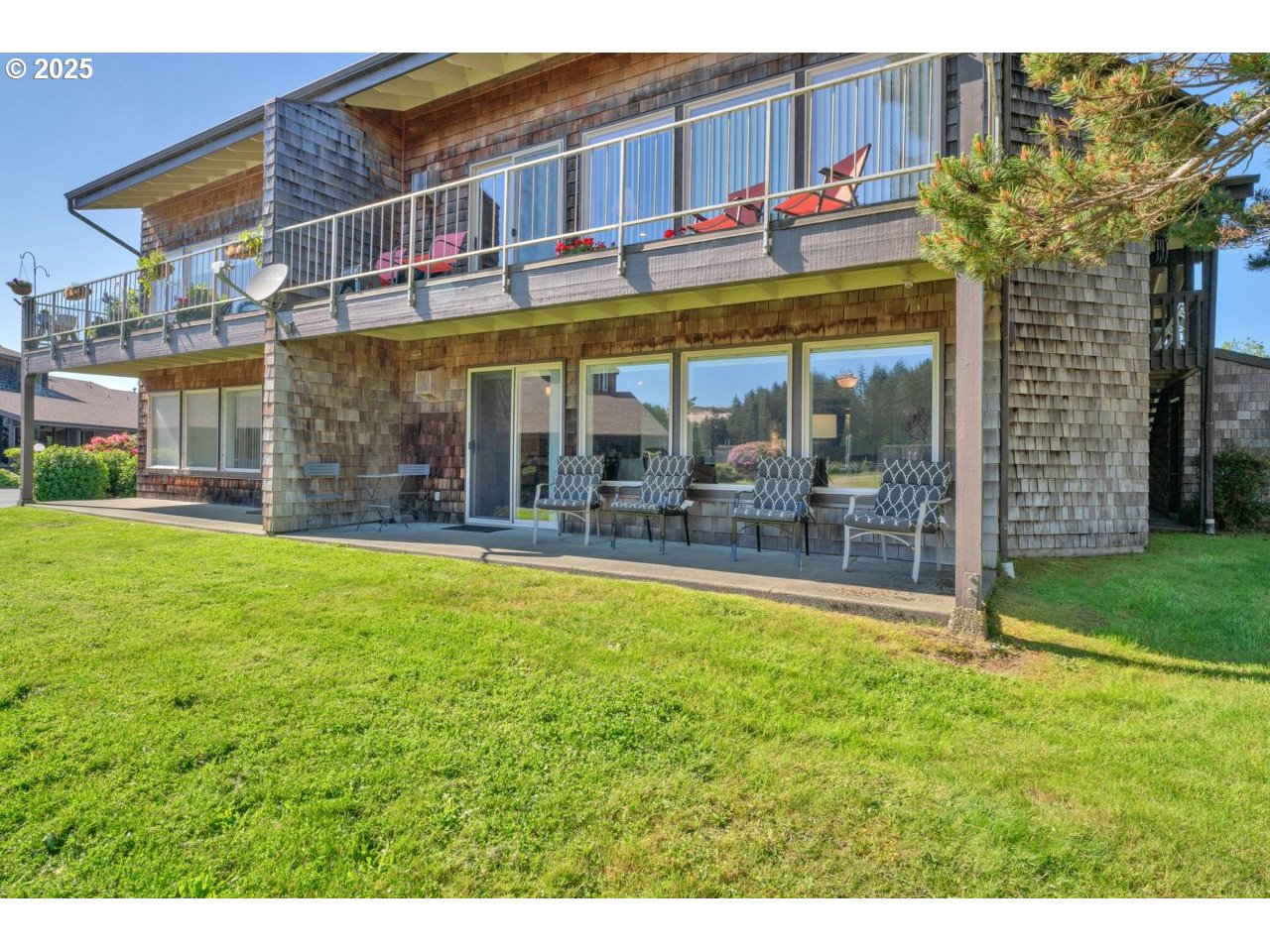 1080 Bay Street, Unit 19 Florence, OR 97439 - Photo 28 of 36