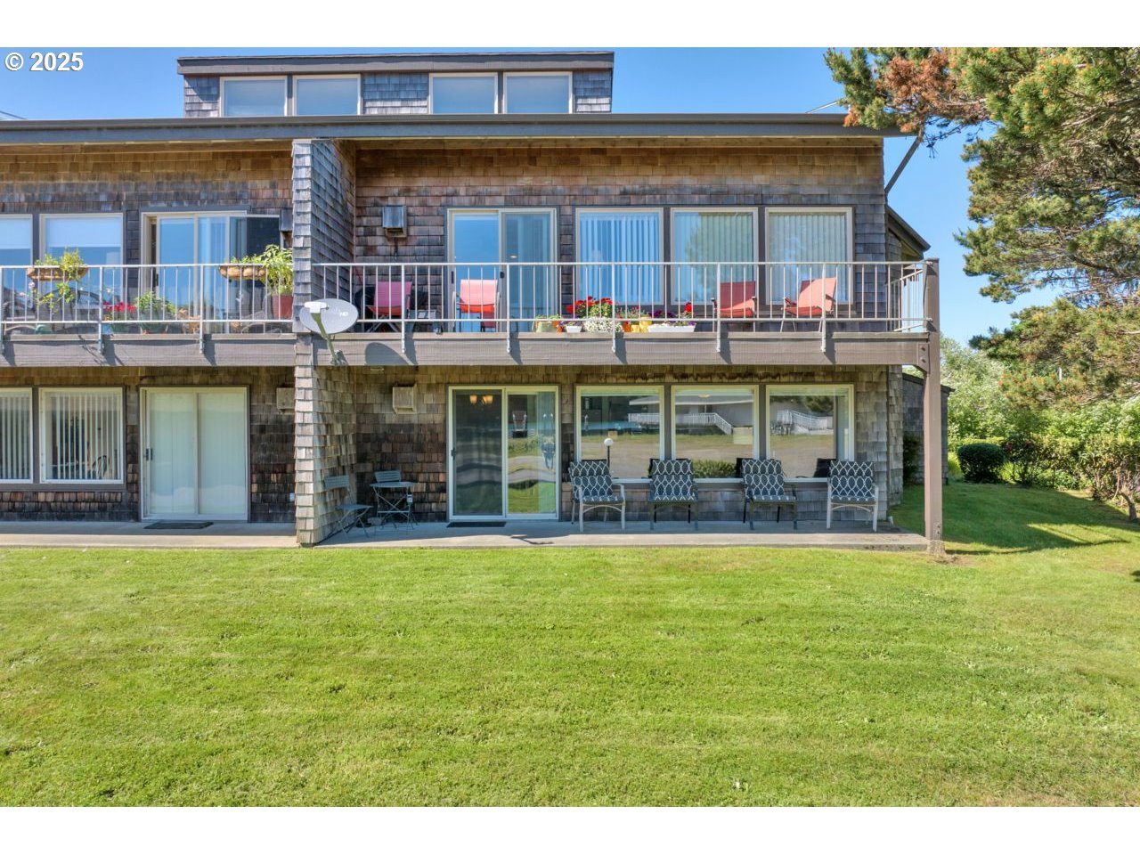 1080 Bay Street, Unit 19 Florence, OR 97439 - Photo 31 of 36