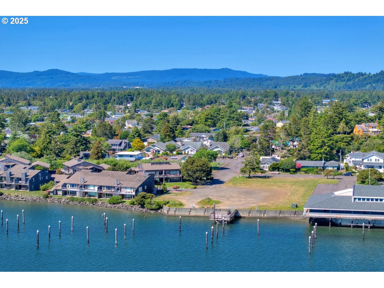 1080 Bay Street, Unit 19 Florence, OR 97439 - Photo 35 of 36