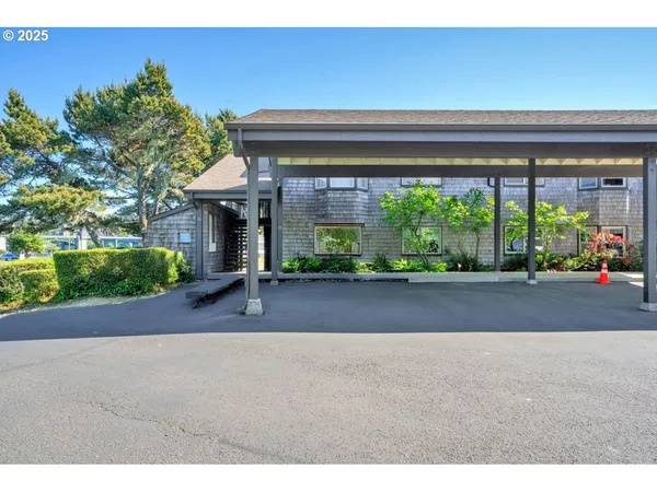 $424,900 | 1080 Bay Street, Unit 19, Florence, OR 97439