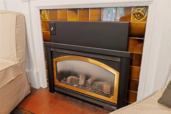 $479,000 | 32 School Street, Unit 2, Newport, RI 02840