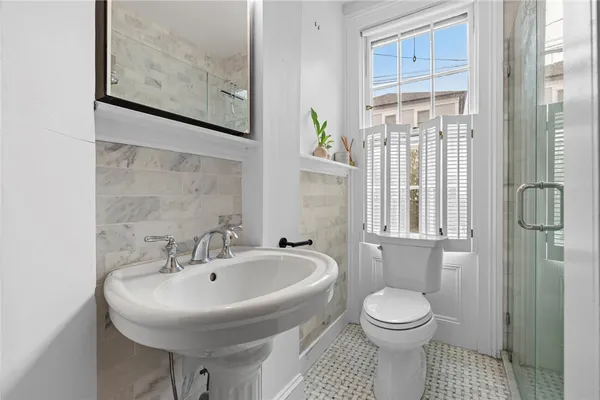 $479,000 | 32 School Street, Unit 2, Newport, RI 02840