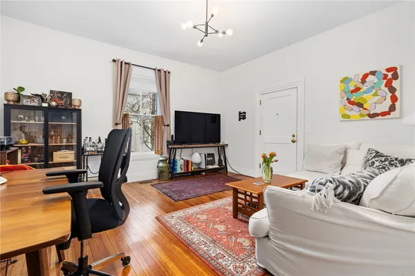 $479,000 | 32 School Street, Unit 2, Newport, RI 02840