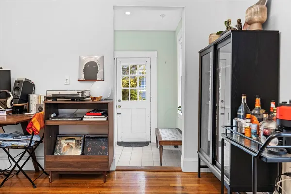 $479,000 | 32 School Street, Unit 2, Newport, RI 02840