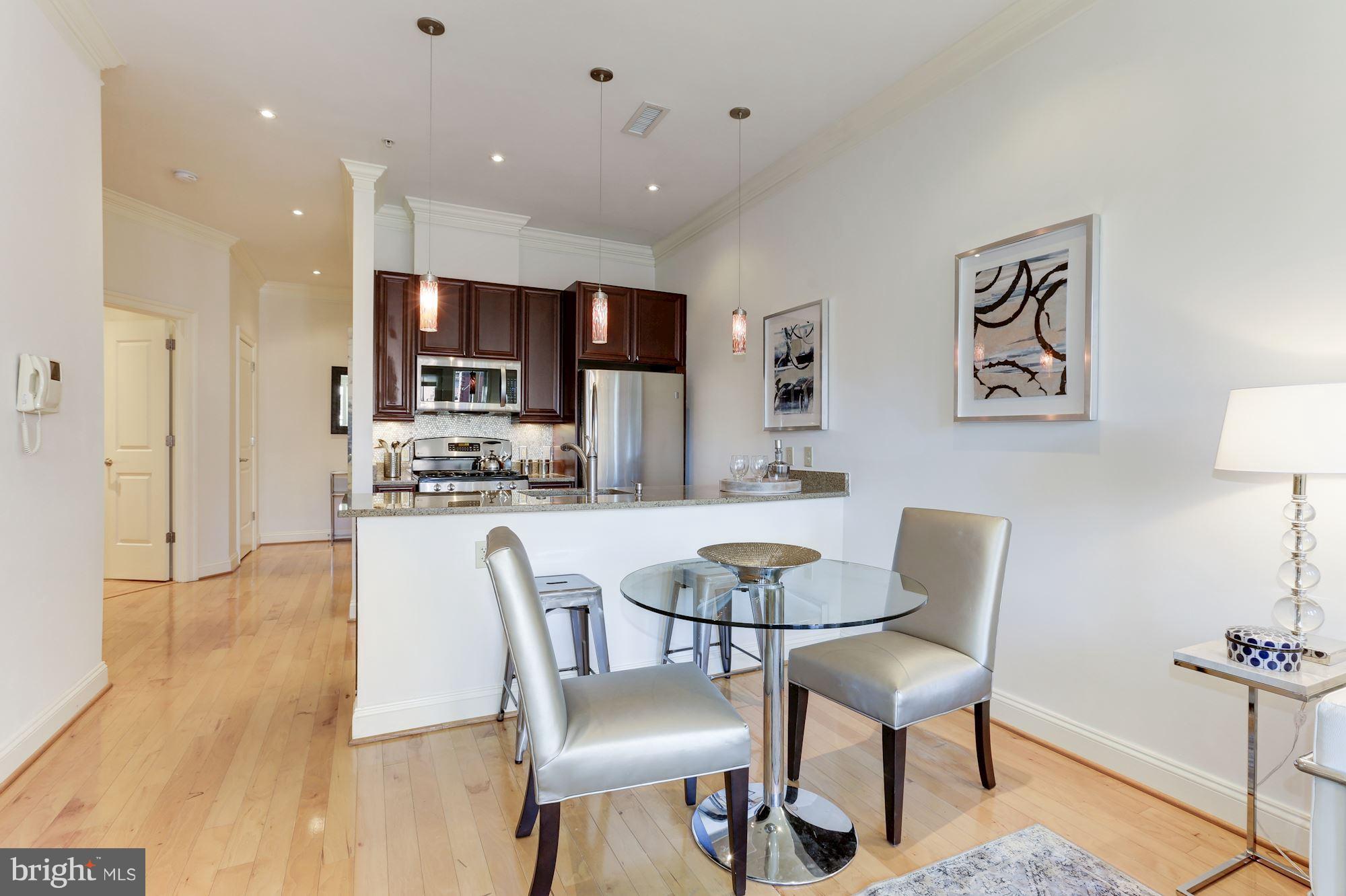 1210 R Street Northwest, Unit 215 Washington, DC 20009 - Photo 6 of 20 Dining Area
