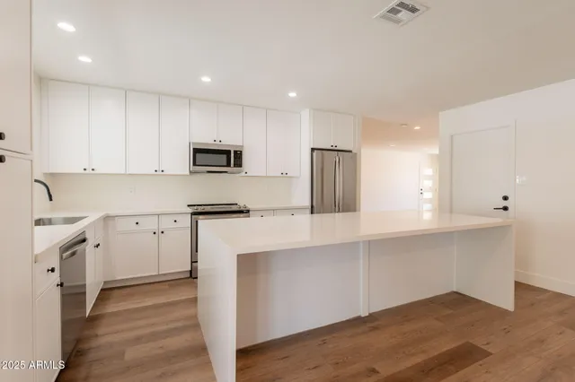 $6,500 | 1530 East Alameda Drive, Tempe, AZ 85282