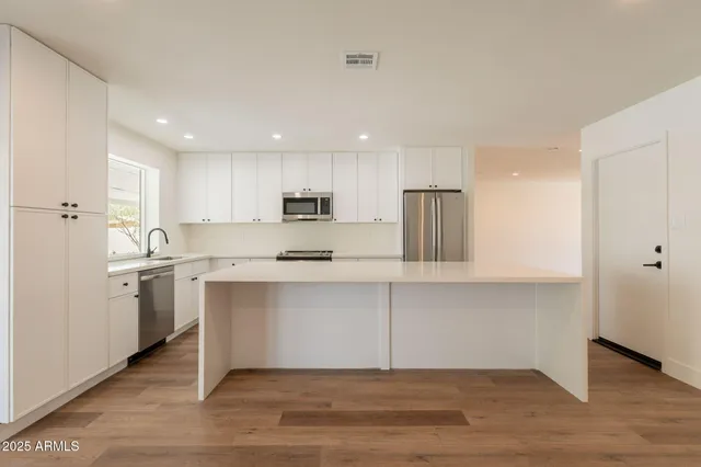 $6,500 | 1530 East Alameda Drive, Tempe, AZ 85282