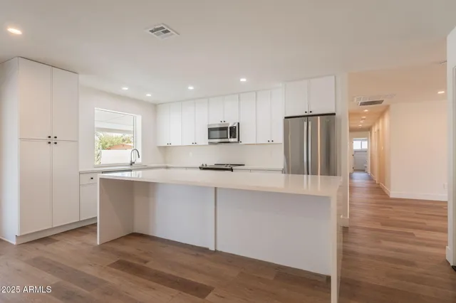 $6,500 | 1530 East Alameda Drive, Tempe, AZ 85282