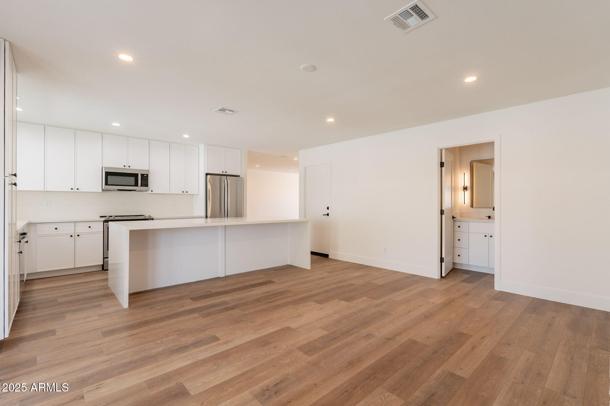 1530 East Alameda Drive Tempe, AZ 85282 - Photo 15 of 54 a view of kitchen with wooden floor
