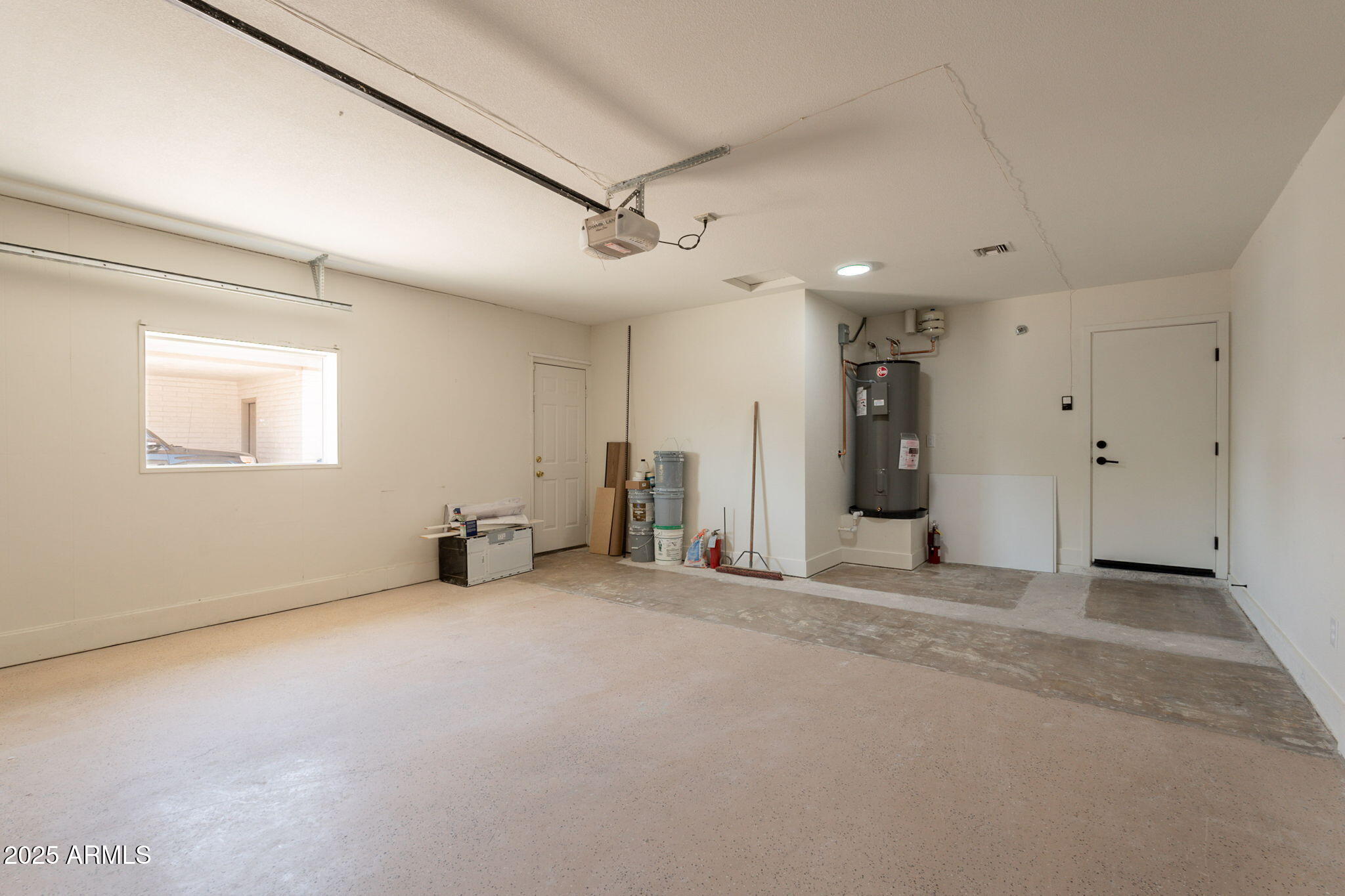 1530 East Alameda Drive Tempe, AZ 85282 - Photo 39 of 54 a view of an empty room with a window