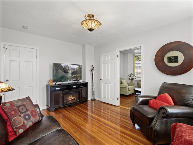 $2,500 | 95 Florida Street, Unit 3, Boston, MA 02124