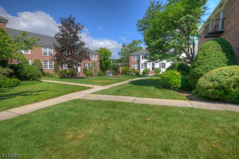 101 Gates Avenue, Unit 3 Montclair, NJ 07042 - Photo 17 of 20