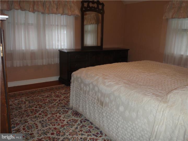 224 Worrell Drive Springfield, PA 19064 - Photo 10 of 25 Bedroom - Main