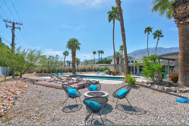 $999,000 | 2922 North Farrell Drive, Palm Springs, CA 92262