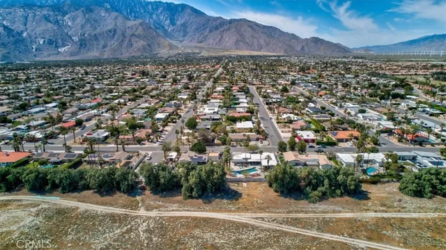 $999,000 | 2922 North Farrell Drive, Palm Springs, CA 92262