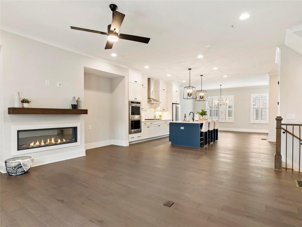 355 Chiswick Circle Alpharetta, GA 30009 - Photo 14 of 57