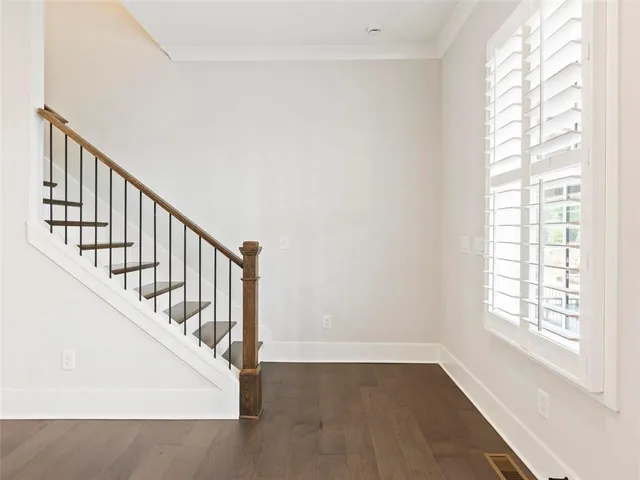 $5,000 | 355 Chiswick Circle, Alpharetta, GA 30009