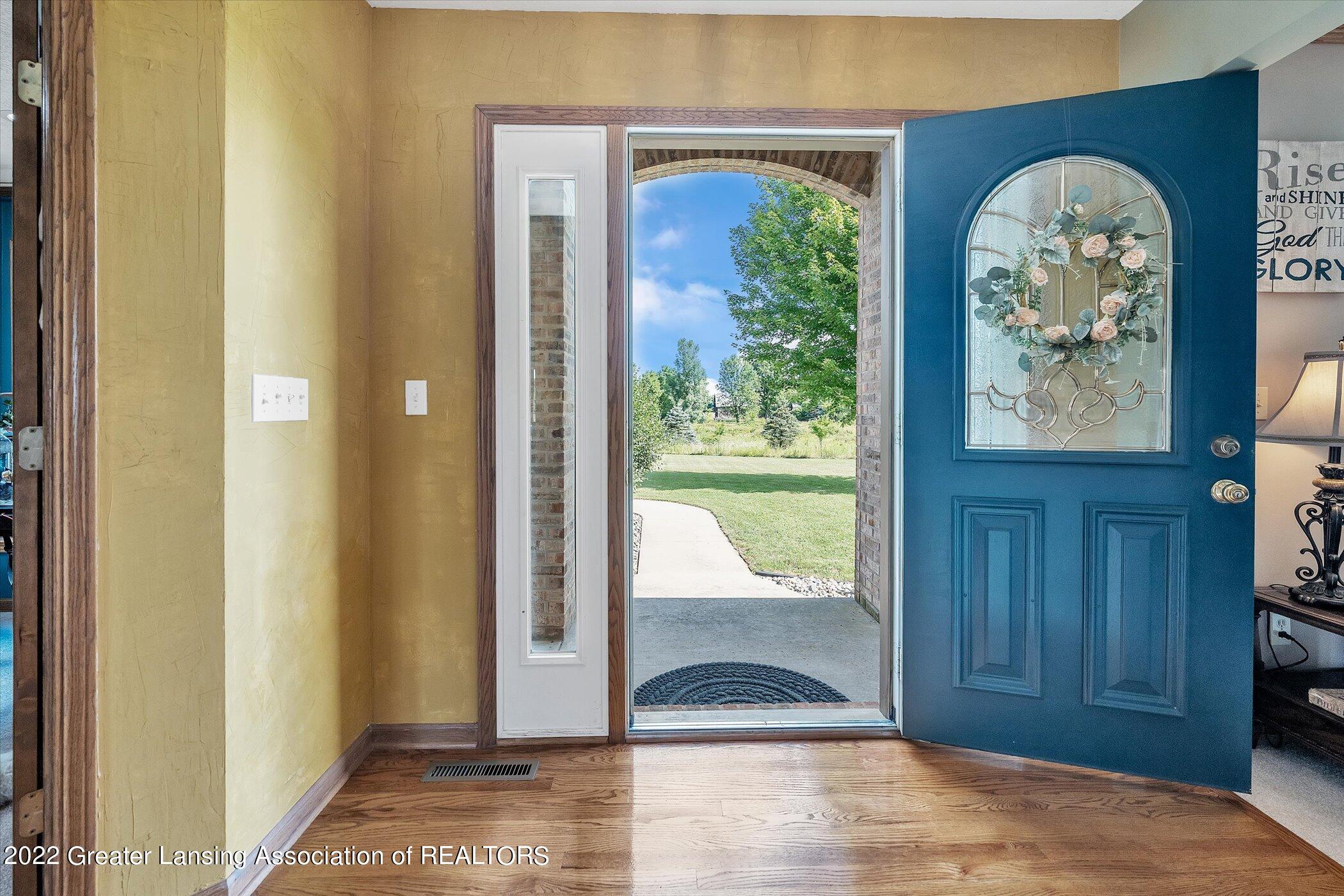 1590 East Jason Road St. Johns, MI 48879 - Photo 6 of 75 06-1590-E-Jason-Rd-WindowStill-Real-Esta