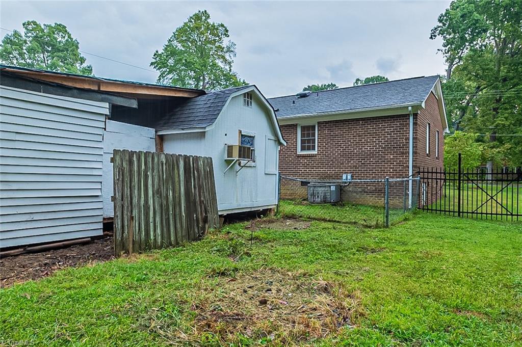 1939 Malone Road Burlington, NC 27215 - Photo 17 of 19 Gallery Image 17