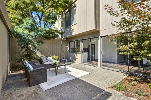 $479,900 | 1055 Vanderbilt Way, Sacramento, CA 95825