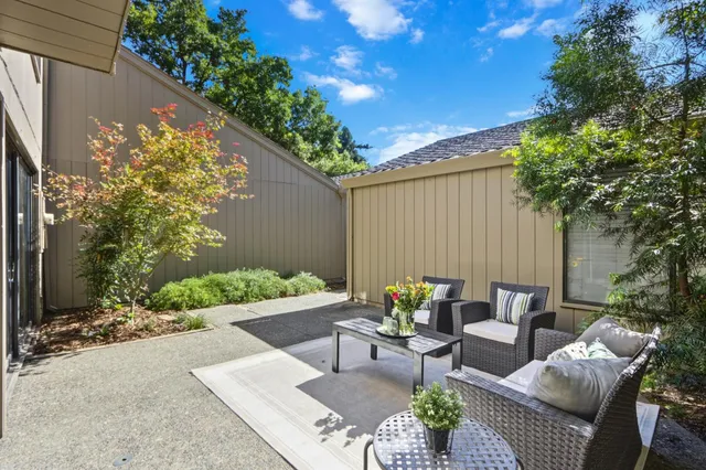 $479,900 | 1055 Vanderbilt Way, Sacramento, CA 95825