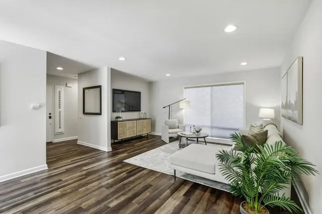 $479,900 | 1055 Vanderbilt Way, Sacramento, CA 95825