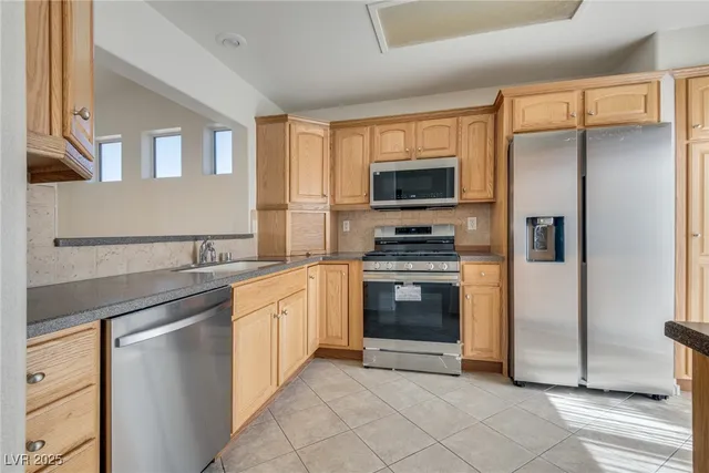 $1,850 | 10408 Leafgold Drive, Las Vegas, NV 89134