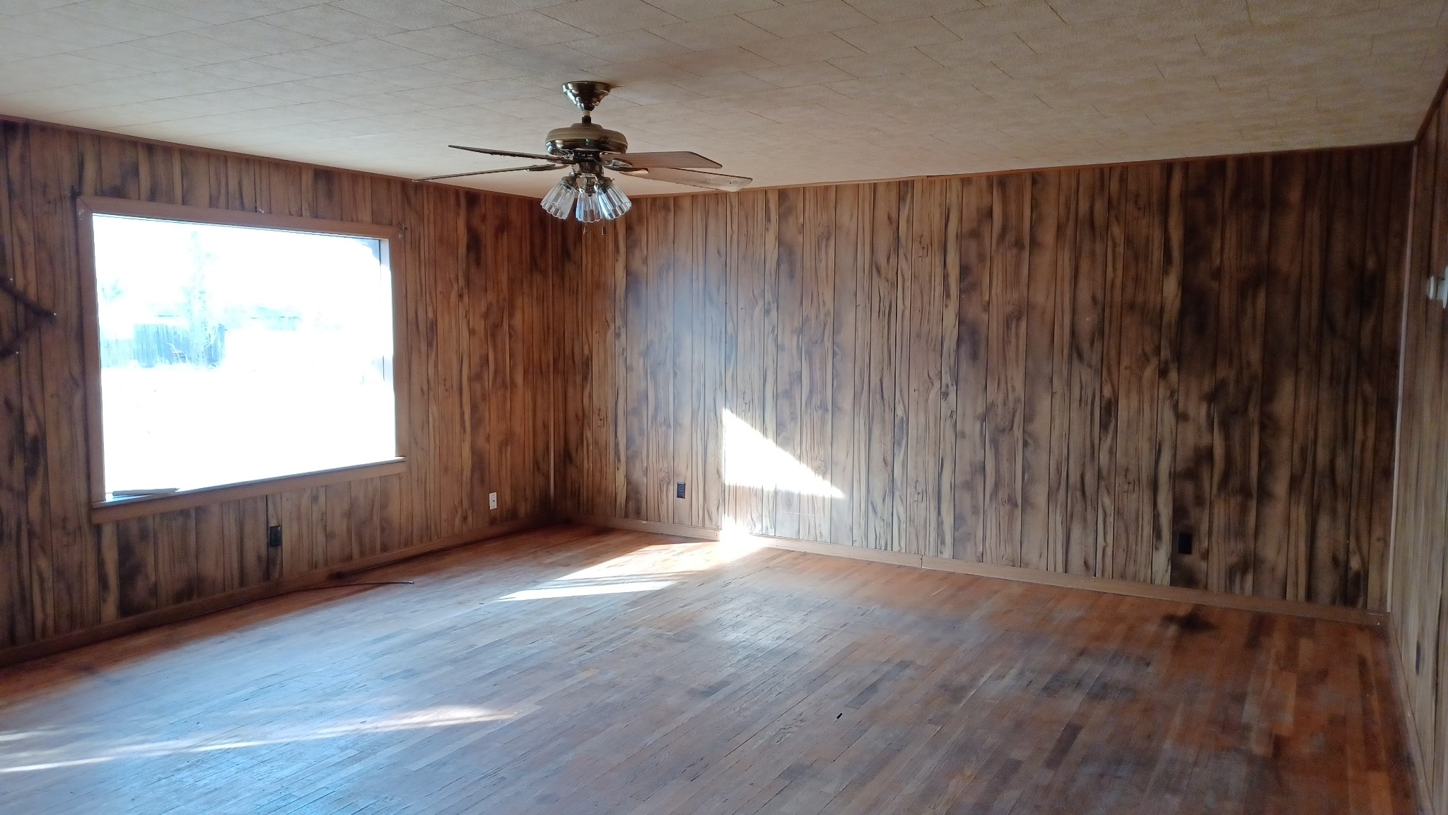 806 Jackson Street Borger, TX 79007 - Photo 3 of 8