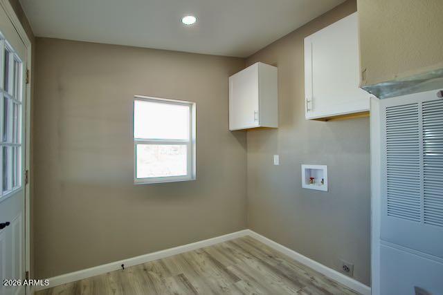 1470 South Bowman Road Apache Junction, AZ 85119 - Photo 26 of 57 a view of room with window and a ceiling fan