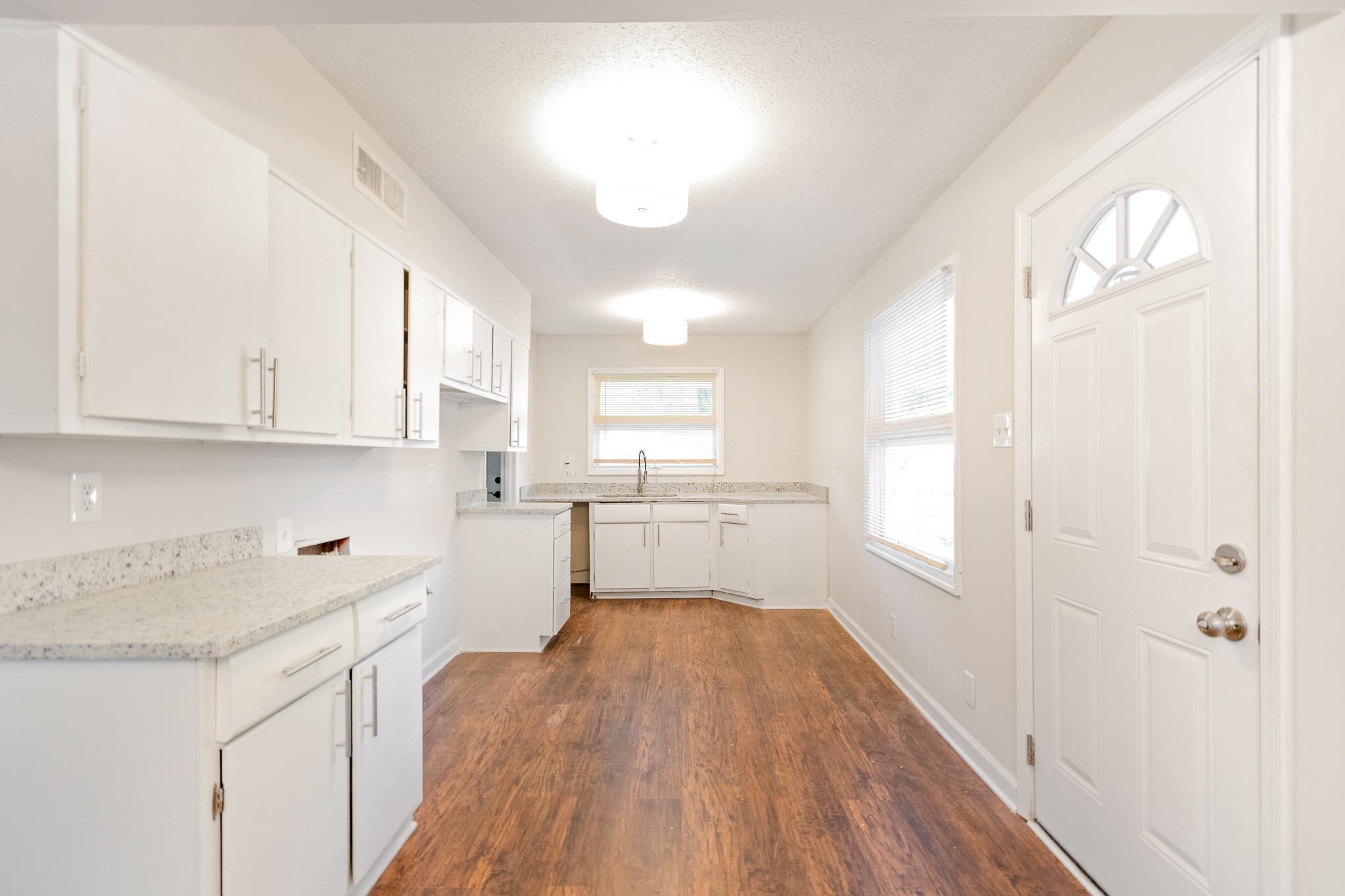 3145 South Edgeware Road Memphis, TN 38118 - Photo 8 of 19 Gallery Image 8