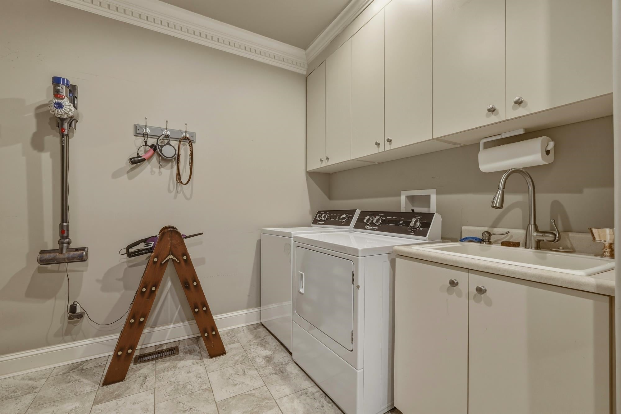 276 Longwood Road Huntington, WV 25705 - Photo 22 of 32 Gallery Image 22
