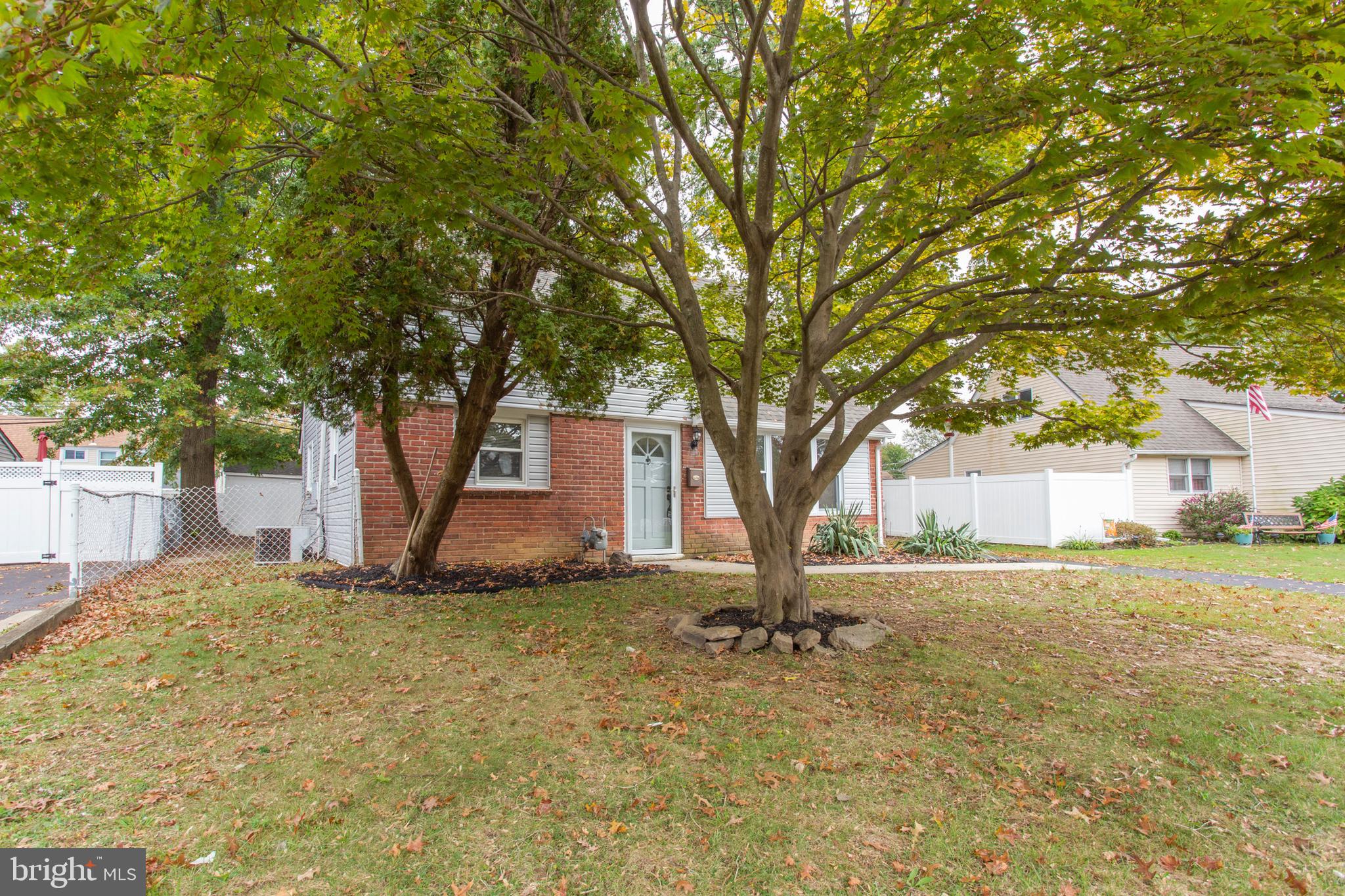 2640 Wood Road Secane, PA 19018 - Photo 4 of 28 Gallery Image 4