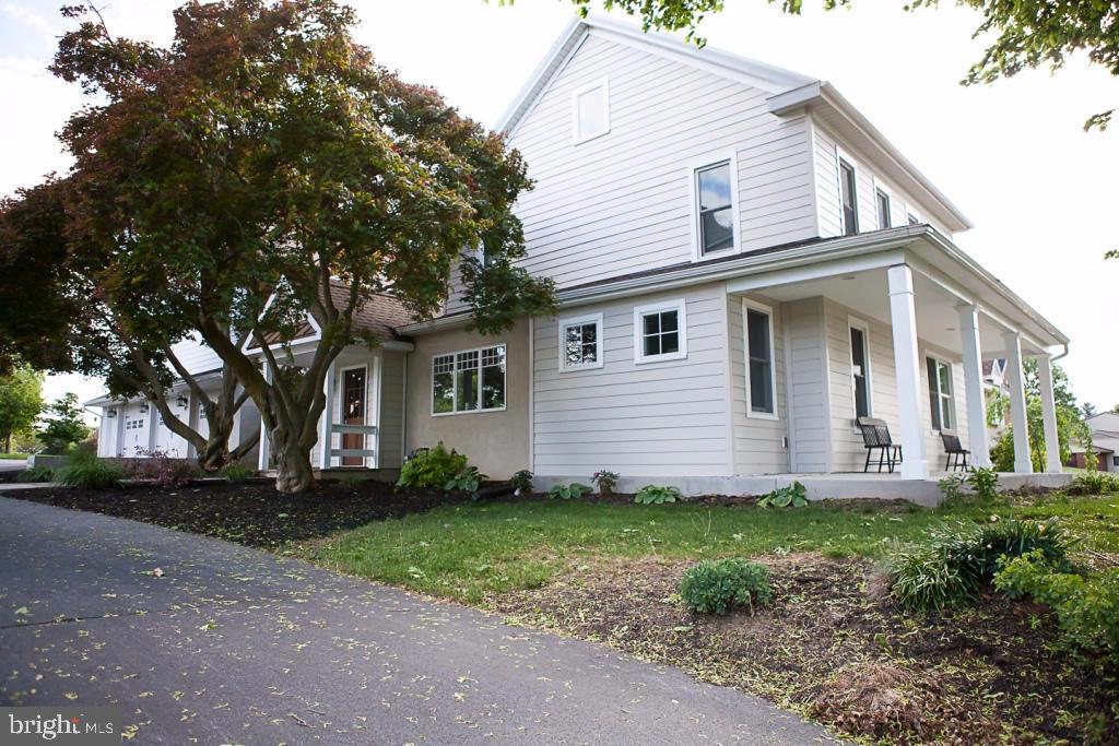 222 Owl Hill Road Lititz, PA 17543 - Photo 2 of 25