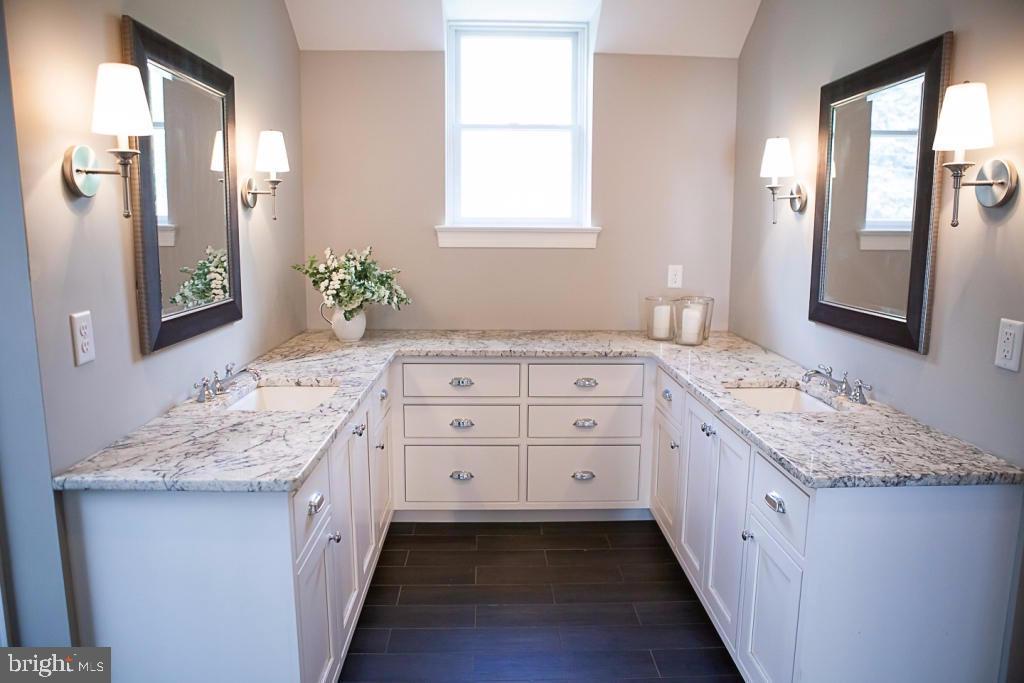 222 Owl Hill Road Lititz, PA 17543 - Photo 12 of 25