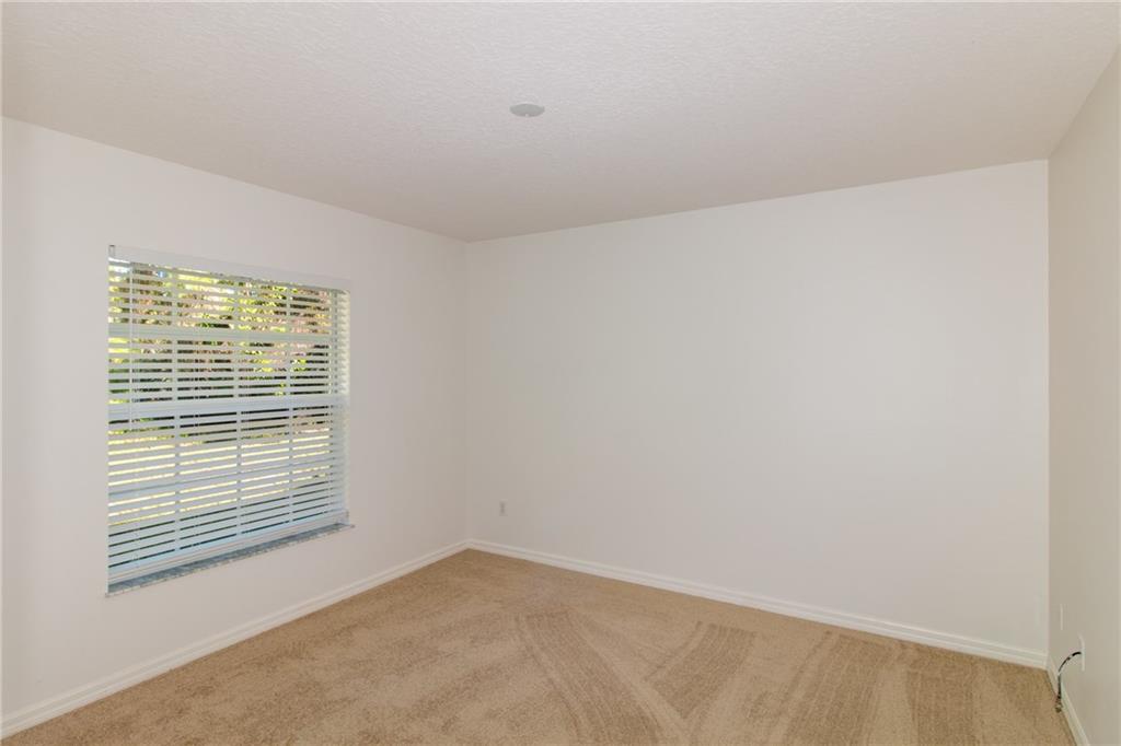 137 Maggie Way Sebastian, FL 32958 - Photo 17 of 30