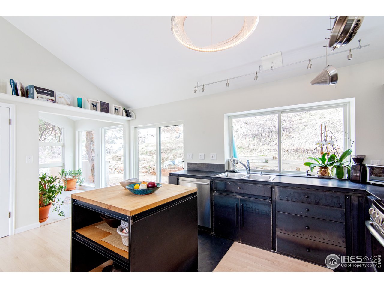 238 South Cedar Brook Road Boulder, CO 80304 - Photo 13 of 40 Gallery Image 13