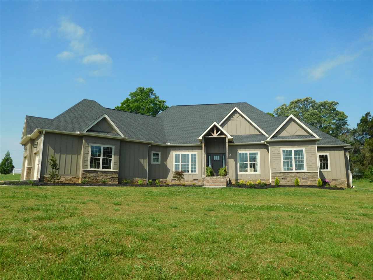 133 West Stillwater Road Gaffney, SC 29341 - Photo 1 of 29