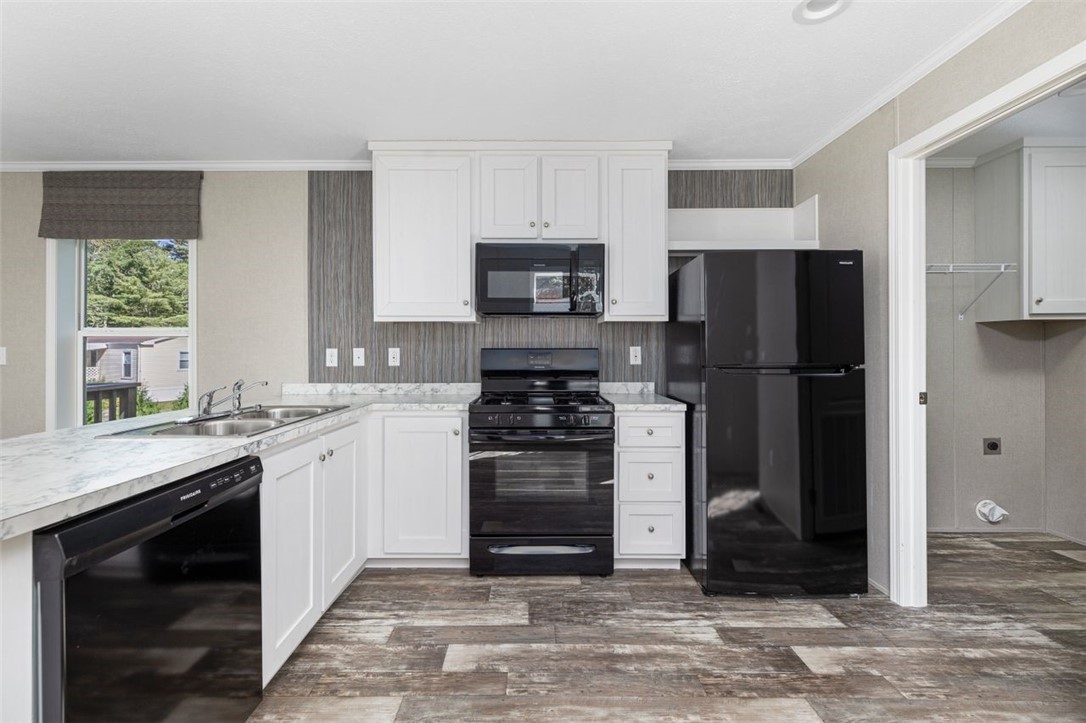 23 Toadstool Knolls Charlestown, RI 02813 - Photo 24 of 27