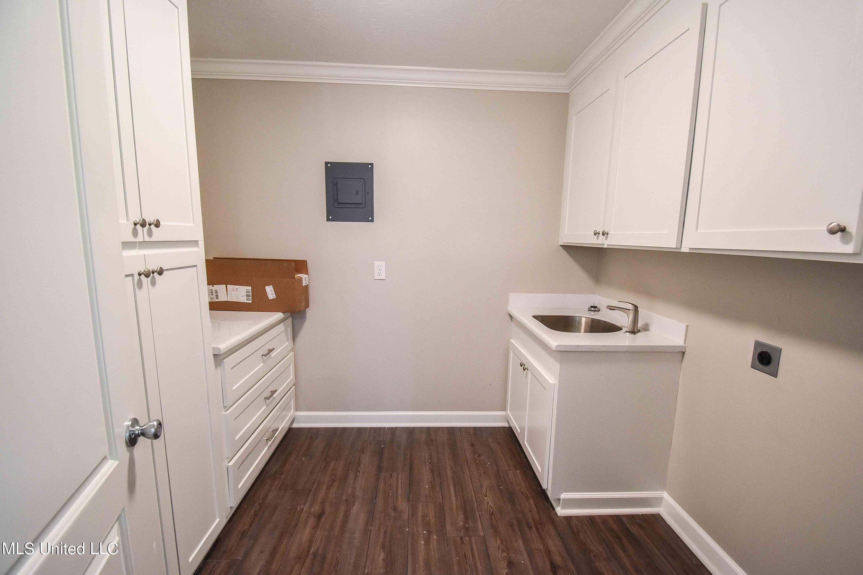 263 Lisa Circle Madison, MS 39110 - Photo 8 of 24 image-6