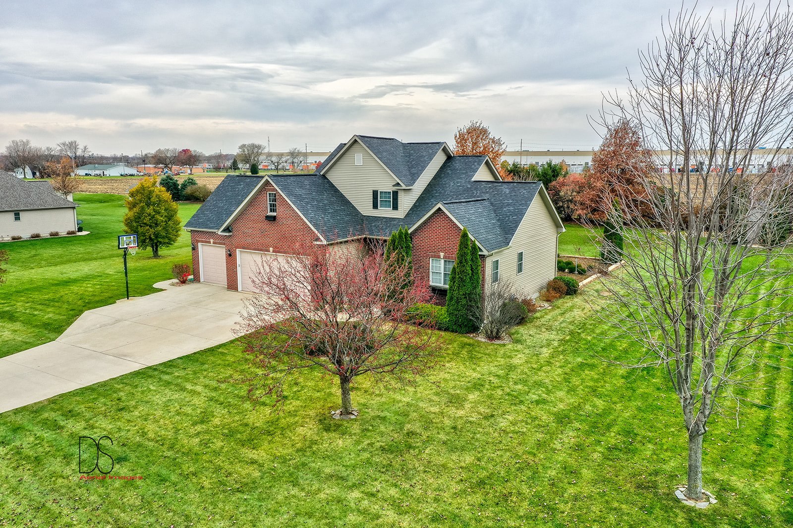 3091 East 1825th Road Ottawa, IL 61350 - Photo 1 of 34
