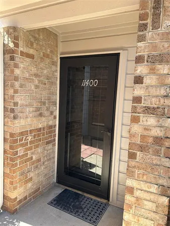 $2,100 | 3635 Garden Brook Drive, Unit 137, Farmers Branch, TX 75234